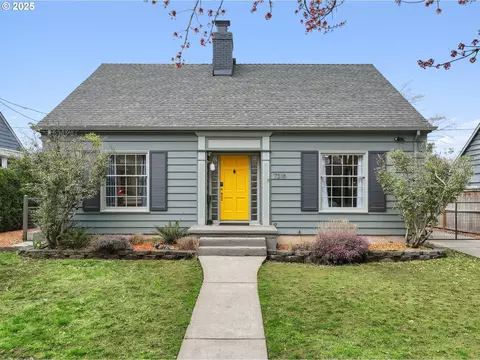 7315 N Chautauqua Blvd, Portland, OR 97217