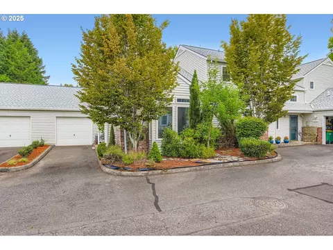 14567 SW Red Maple Ln, Beaverton, OR 97007