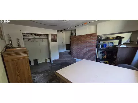 421 SE Sunset Ave, Cascade Locks, OR 97014 photo 4