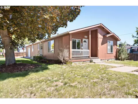 1080 Baker St, Baker City, OR 97814