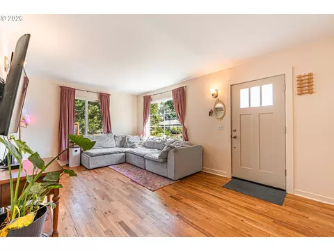 Entry Way - 1540 Wilson St, Eugene, OR 97402 photo 1 of 1