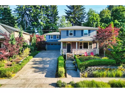 2760 SW Sylvania Ter, Portland, OR 97219