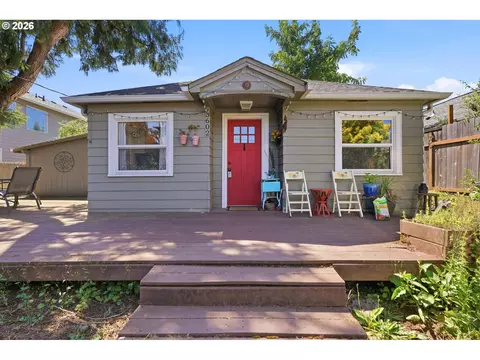 3602 P St, Vancouver, WA 98663