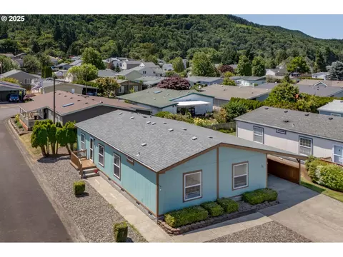 375 Metlako Way #36, Columbia City, OR 97018