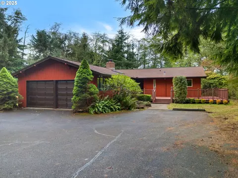 35250 Mudd Ln, Astoria, OR 97103