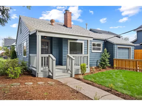 6909 NE Multnomah St #A, Portland, OR 97213