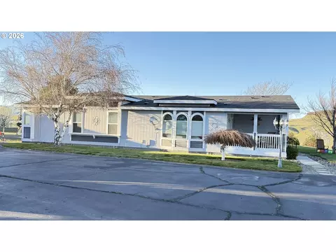 1105 Columbia View Dr, Arlington, OR 97812