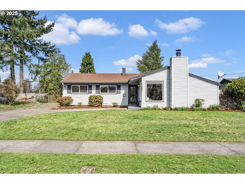 12603 NE Russell St, Portland, OR 97230