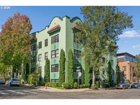 507 NW 22nd Ave #301, Portland, OR 97210