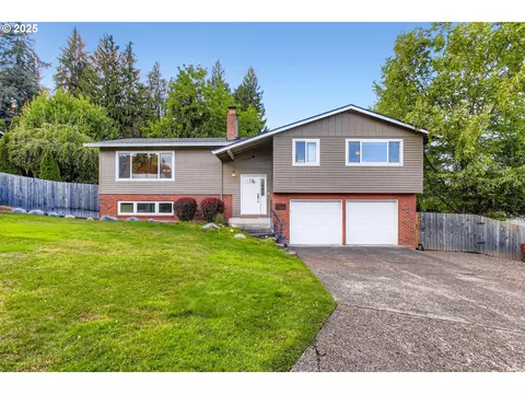 6022 SE Alder Hill Loop, Milwaukie, OR 97267