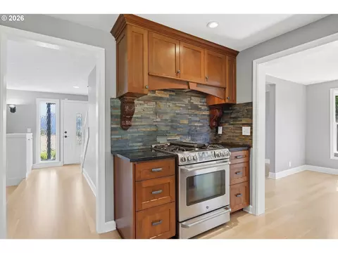 Kitchen - 2930 Norkenzie Rd, Eugene, OR 97408 photo 4 of 6