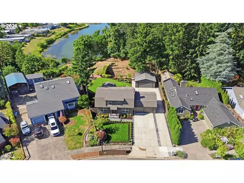 View/Area - 2930 Norkenzie Rd, Eugene, OR 97408 photo 5 of 6