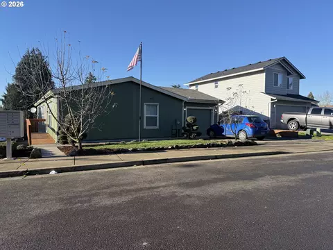 902 N Adams St, Lafayette, OR 97127
