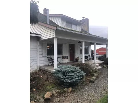 15032 S Carus Rd, Oregon City, OR 97045