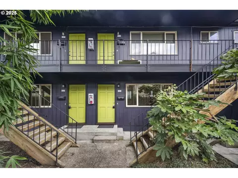 121 SE 30th Pl, Portland, OR 97214