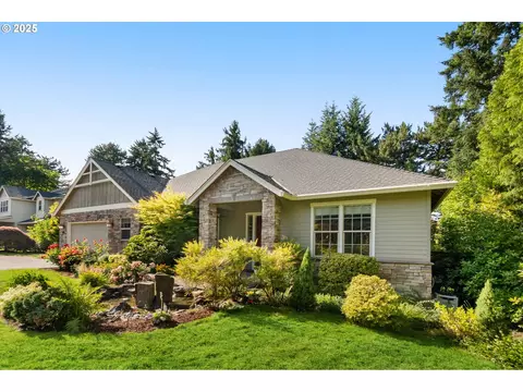 907 NE Addison Ct, Hillsboro, OR 97124
