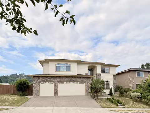 13526 SEllen Dr, Clackamas, OR 97015