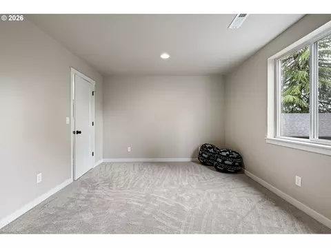 Bedroom - 1946 7th St, Springfield, OR 97477 photo 2 of 8