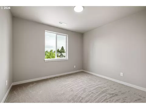 Bedroom - 1946 7th St, Springfield, OR 97477 photo 6 of 8