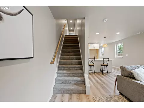 Entry Way - 1946 7th St, Springfield, OR 97477 photo 1 of 4
