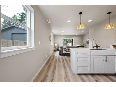 Kitchen - 1946 7th St, Springfield, OR 97477 photo 3 of 6