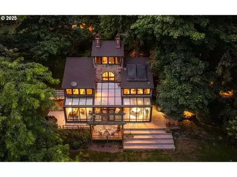 10805 NW Skyline Blvd, Portland, OR 97231