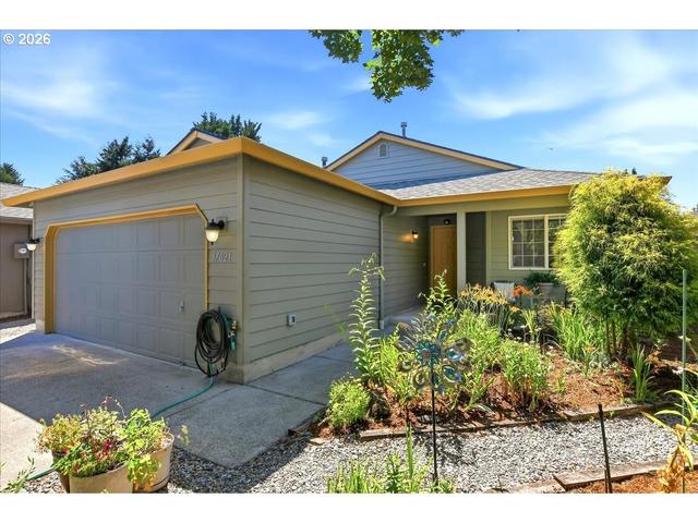 17021 SE 18th St, Vancouver, WA 98683