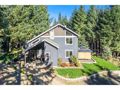 2040 Pioneer Rd, Dallas, OR 97338