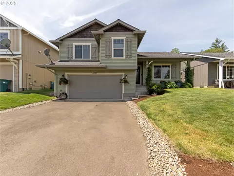1007 4th Ave, Vernonia, OR 97064