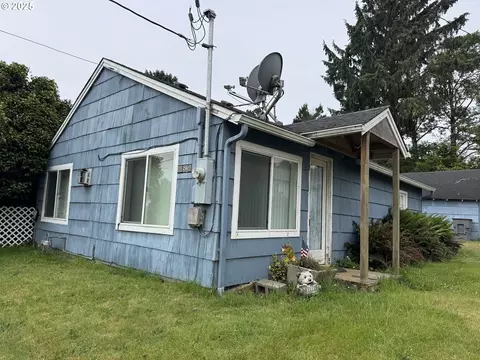 90530 Lewis Rd, Warrenton, OR 97146