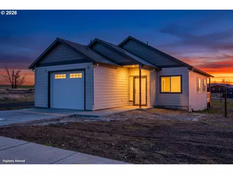 518 SW 6th St, Metolius, OR 97741