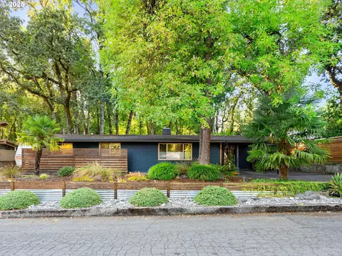 5183 SE Hillwood Ave, Milwaukie, OR 97267