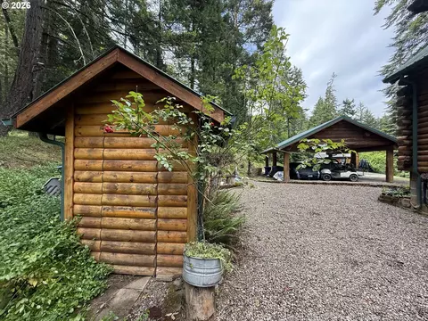 Exterior - 440 Forest Dr, Azalea, OR 97410 photo 11 of 12