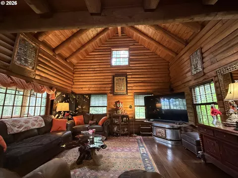 Living - 440 Forest Dr, Azalea, OR 97410 photo 2 of 2