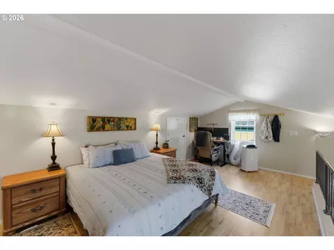 Bedroom - 10 Pine Ln, Lakeside, OR 97449 photo 3 of 3