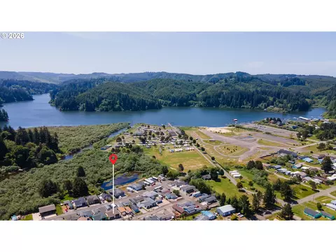 View/Area - 10 Pine Ln, Lakeside, OR 97449 photo 1 of 4