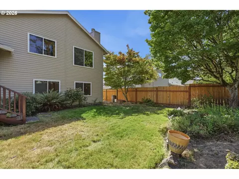 Exterior - 2343 SW 1st St, Gresham, OR 97080 photo 11 of 11