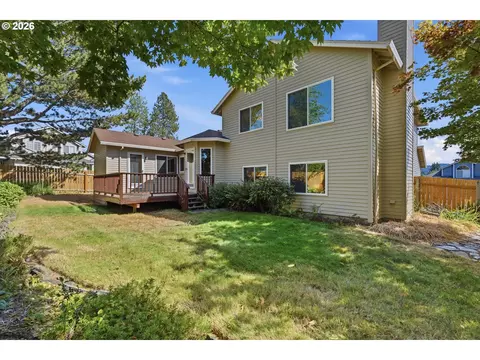 Exterior - 2343 SW 1st St, Gresham, OR 97080 photo 10 of 11