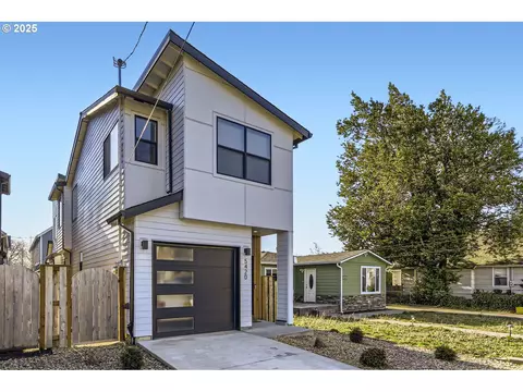 5420 SE Knapp St, Portland, OR 97206