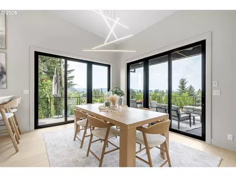 Dining - 1025 Crenshaw Rd, Eugene, OR 97401 photo 2 of 4