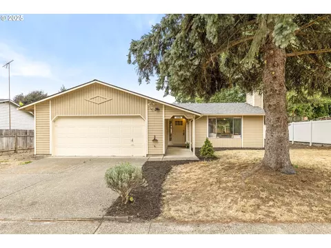 3006 Dogwood Ave, Newberg, OR 97132