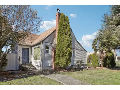 1295 Market St, Salem, OR 97301