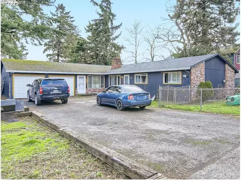 15540 NE Couch St, Portland, OR 97230