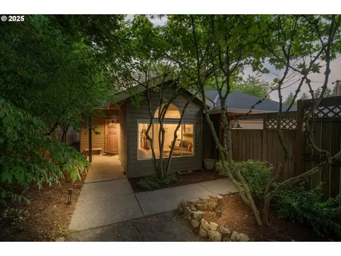 15070 SW 96th Ave, Portland, OR 97224