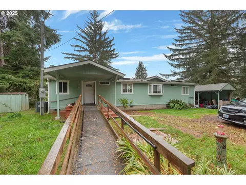 94645 Blue Heron Ln, Coos Bay, OR 97420