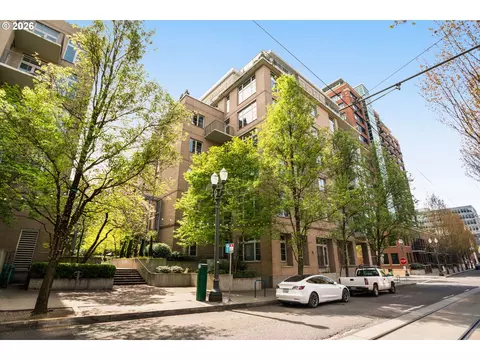 1130 NW 12th Ave #502, Portland, OR 97209