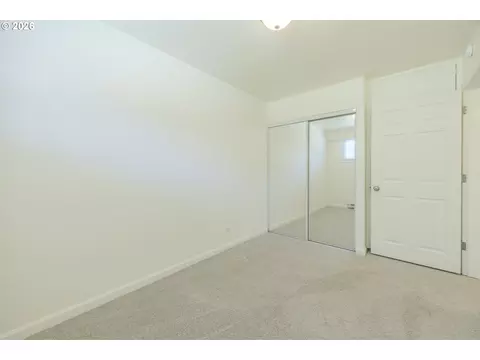 Bedroom - 1525 Garfield Pl, Eugene, OR 97402 photo 2 of 3