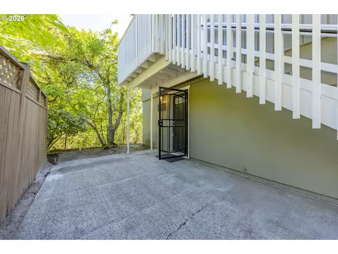 Exterior - 1525 Garfield Pl, Eugene, OR 97402 photo 1 of 3