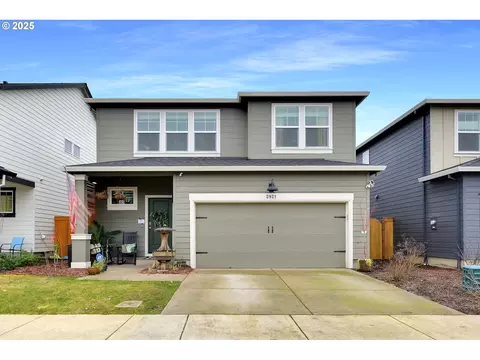 2921 W St, Springfield, OR 97477