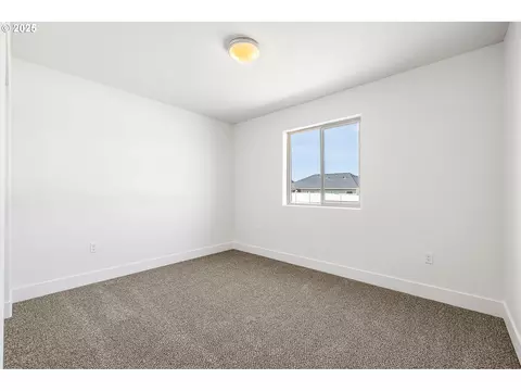 Bedroom - 208 Tiber St, Boardman, OR 97818 photo 4 of 4